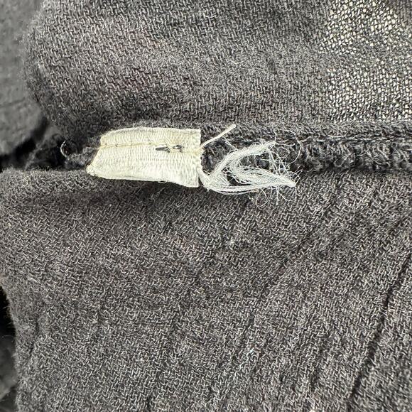 Free People Oversized Boxy Peplum Top Blouse Womens XS Black Rough Hem - Picture 10 of 12